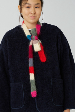 Шарф из разноцветной пряжи