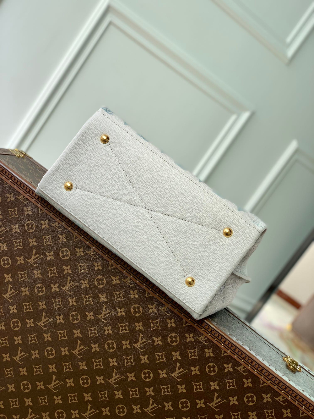 Louis Vuitton Carmel