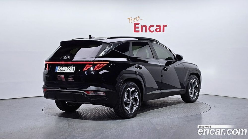 Hyundai Tucson (NX4) Бензин 1.6 Turbo 2WD (12.2020)