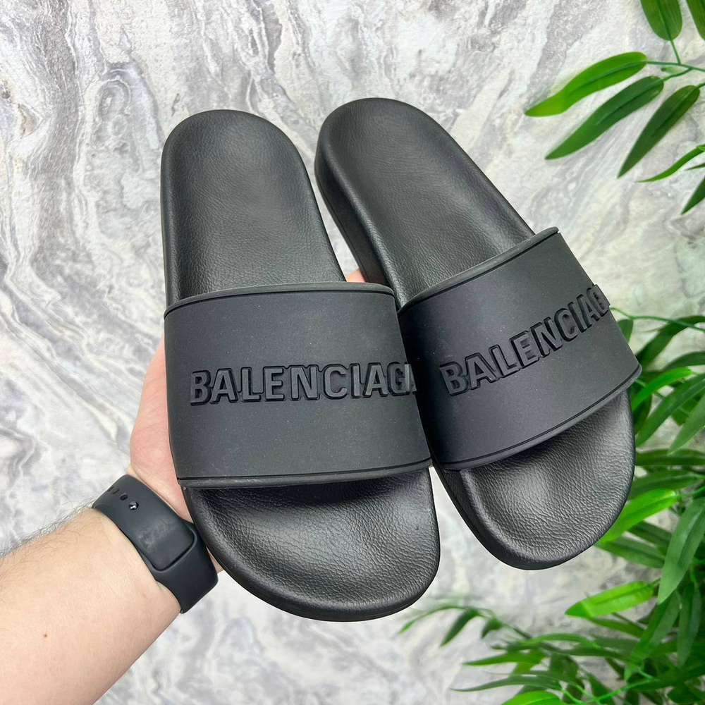 Шлепанцы Balenciaga
