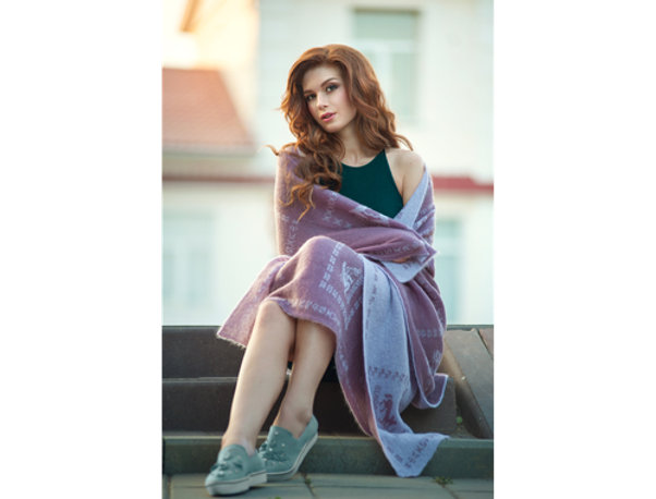 Пледы и пряжа