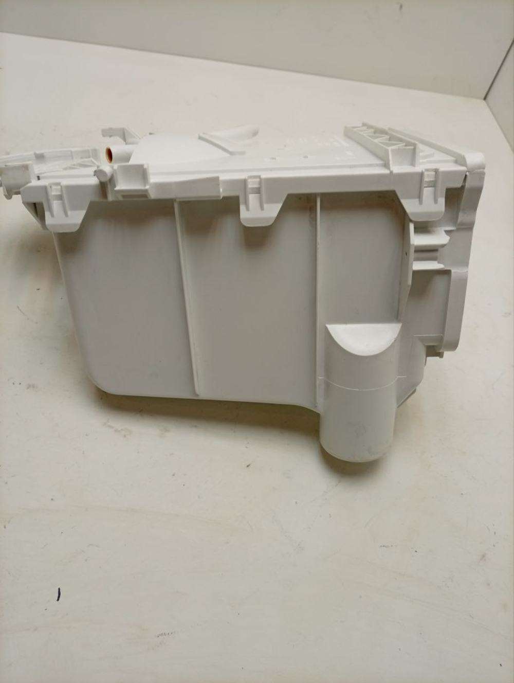 WAE20443OE кт16 Бункер дозатора для стиральной машины Bosch Maxx7 703271 б/у