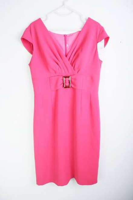 Платье с акцентом на талии, маркировка 42, визуально 46/48 размер