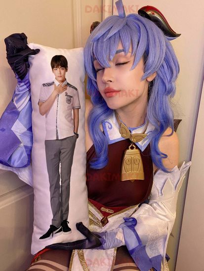 Мини дакимакура Ви из БТС | BTS арт. M0335, 60х20 см