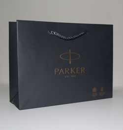 Фирменный бумажный пакет Parker