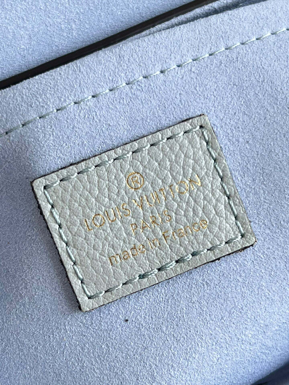 Louis Vuitton Lockme Tender