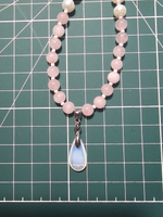 Колье авторское из натуральных камней "Розовая луна" Бижутерия на шею для женщин, девушек. Женское украшение.