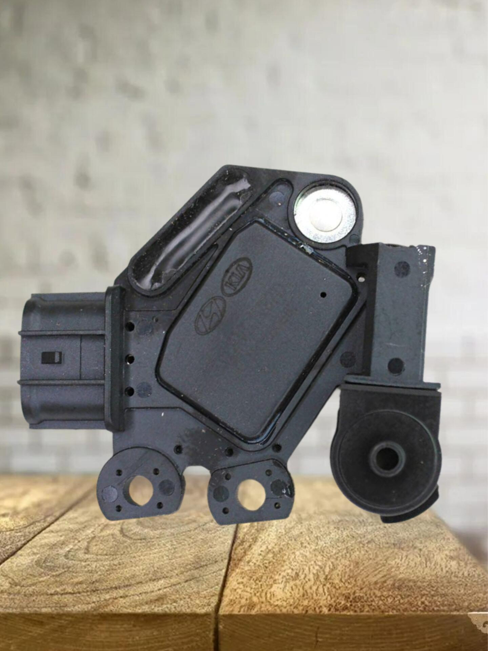 Регулятор напряжения генератора 373702A400 для Solaris, Rio