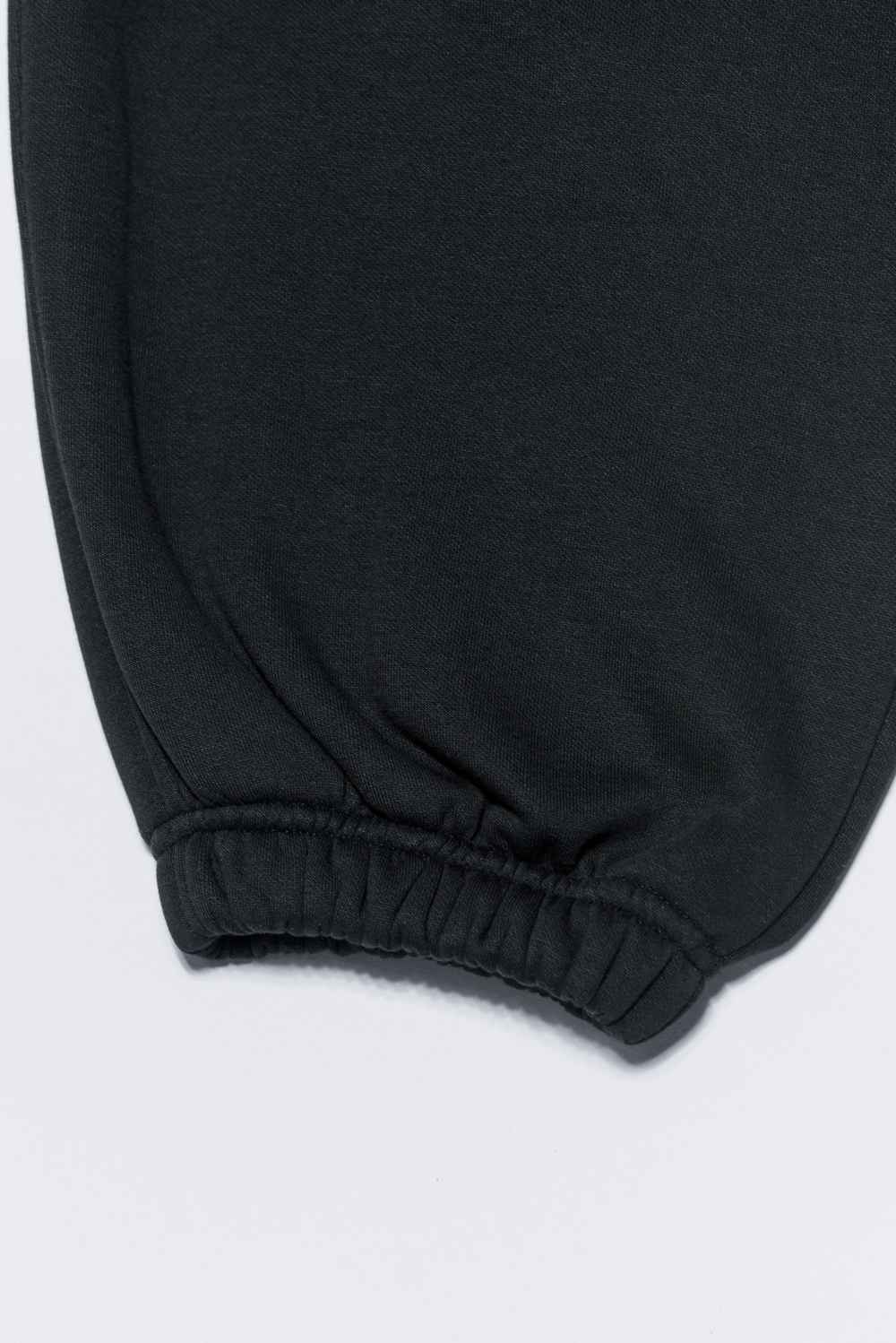 Штаны THE BAD FRIENDS Basic fit WRM черный Ш4 начес flecee