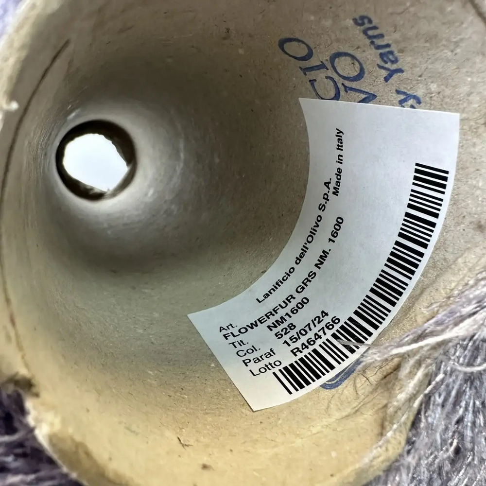 FLOWERFUR - LANIFICIO dell' OLIVO; 100% п/а; 160м/100гр; col. 528, цвет: сиреневый; S704