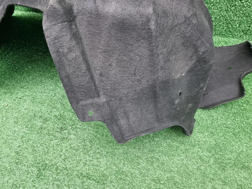 Подкрылок задний правый Toyota Camry xv70 (17-нв)