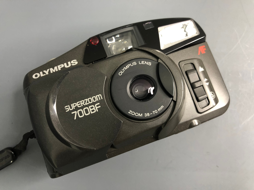 Olympus Superzoom 700BF