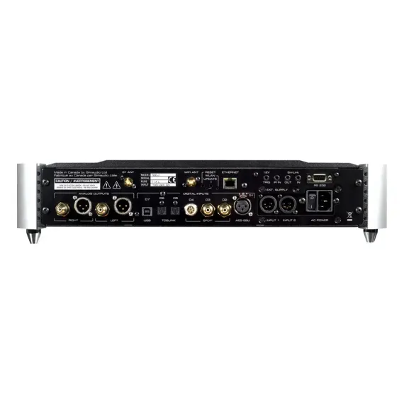 Moon by Simaudio 780D v2 2-tone