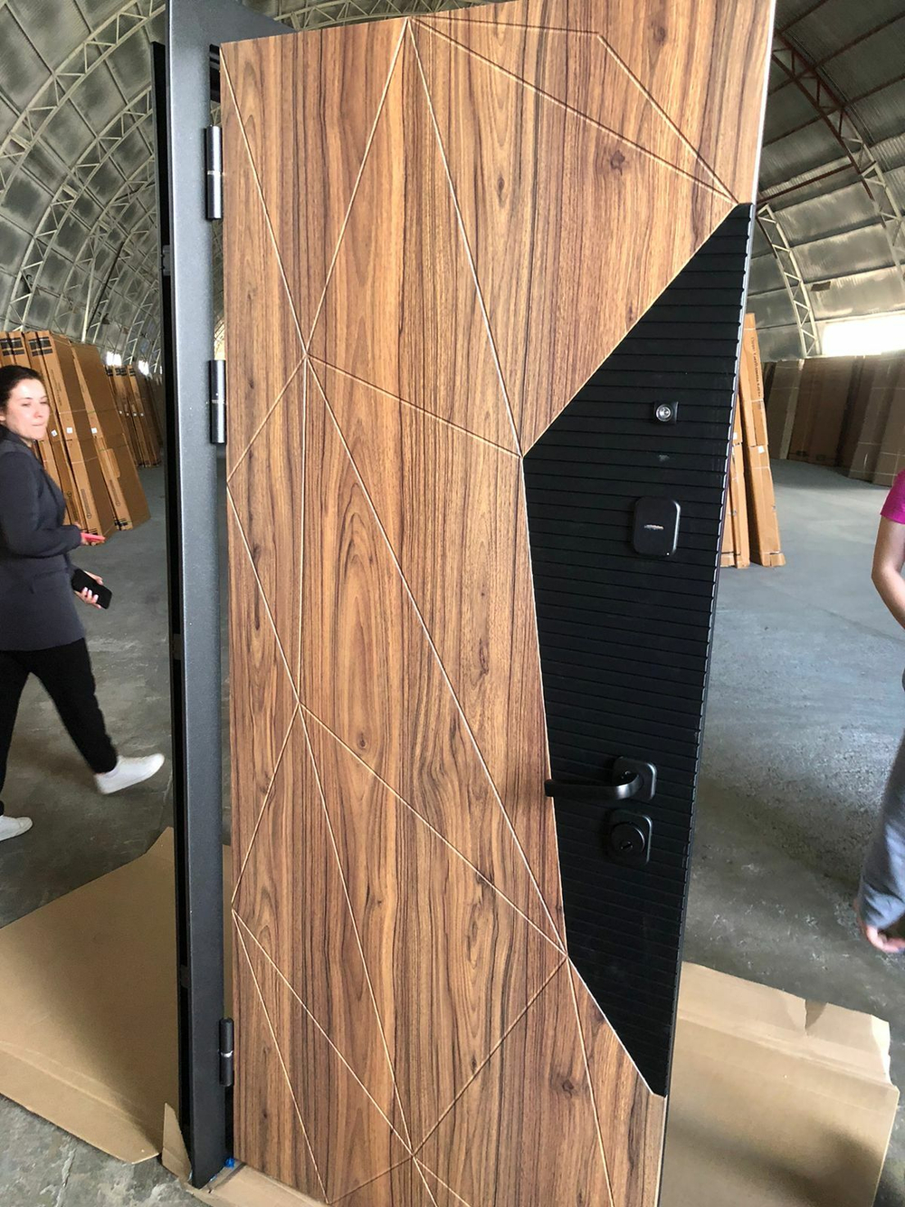 Дверь входная Геометрия Эмалит белый зеркало НОВИНКА