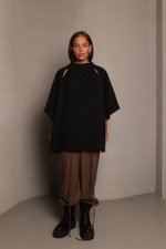 Футболка-реглан с разрезами