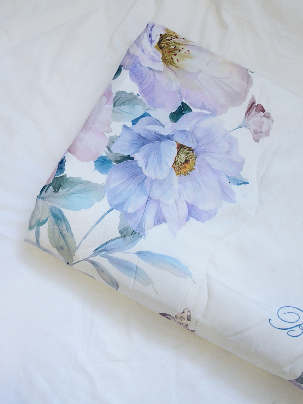 Легкое одеяло Blumarine 200х230