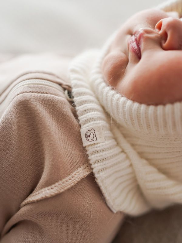 Шлем вязаный из ангоры 