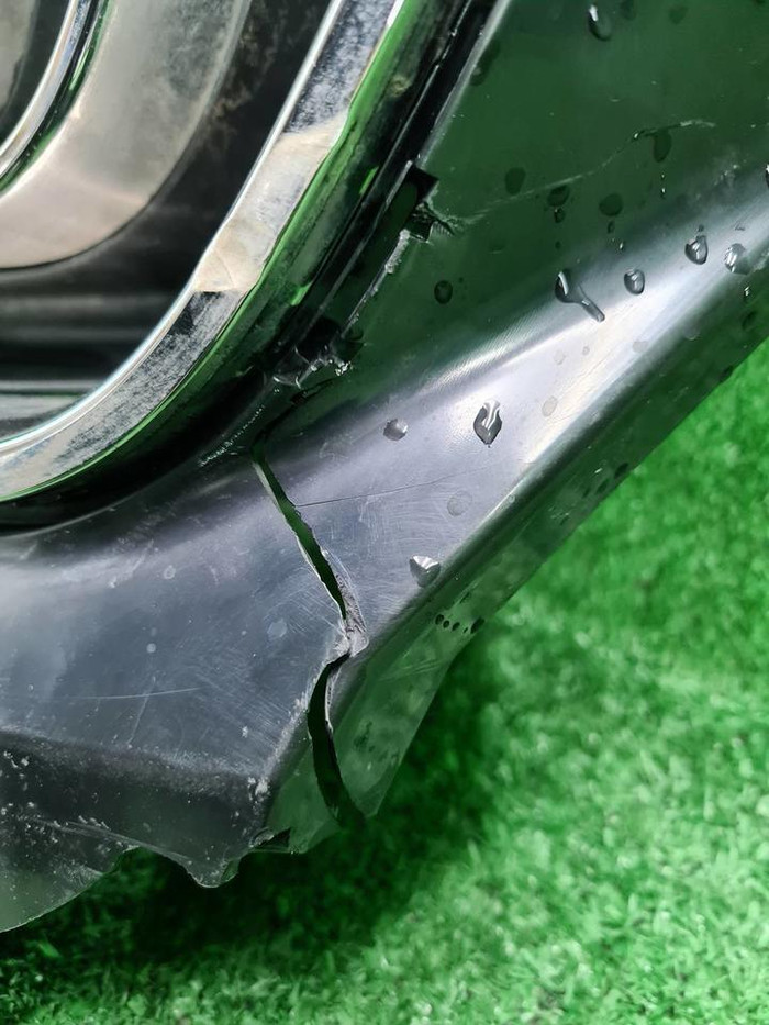 Решетка радиатора Geely Atlas Pro (2021-н.в.)