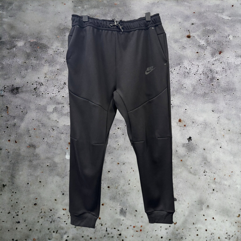 Штаны Nike Tech Fleece Winter #1 • Черный