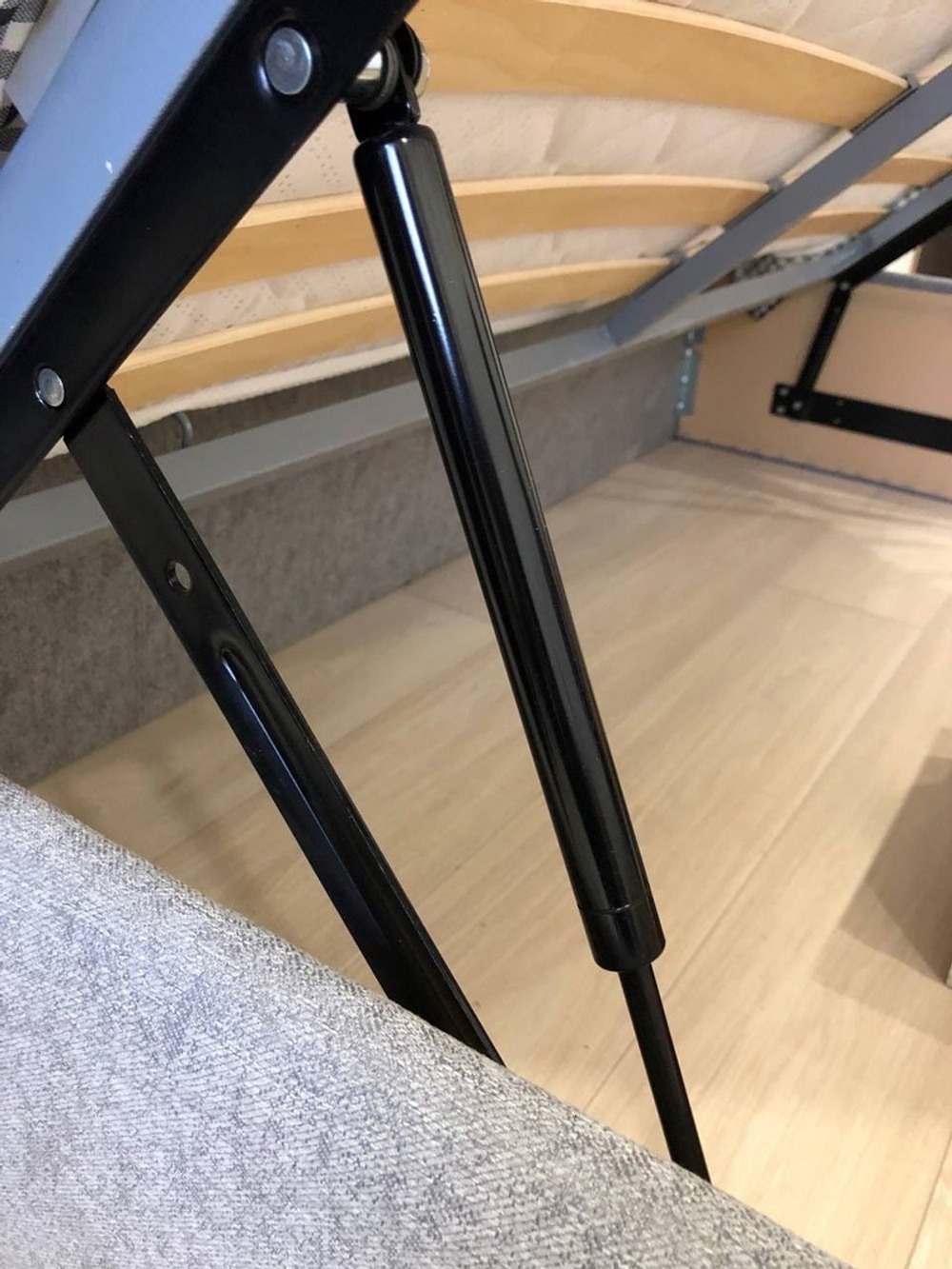 Кровать Alba с подъемным механизмом Levis 83 Светло-Серый 80*190