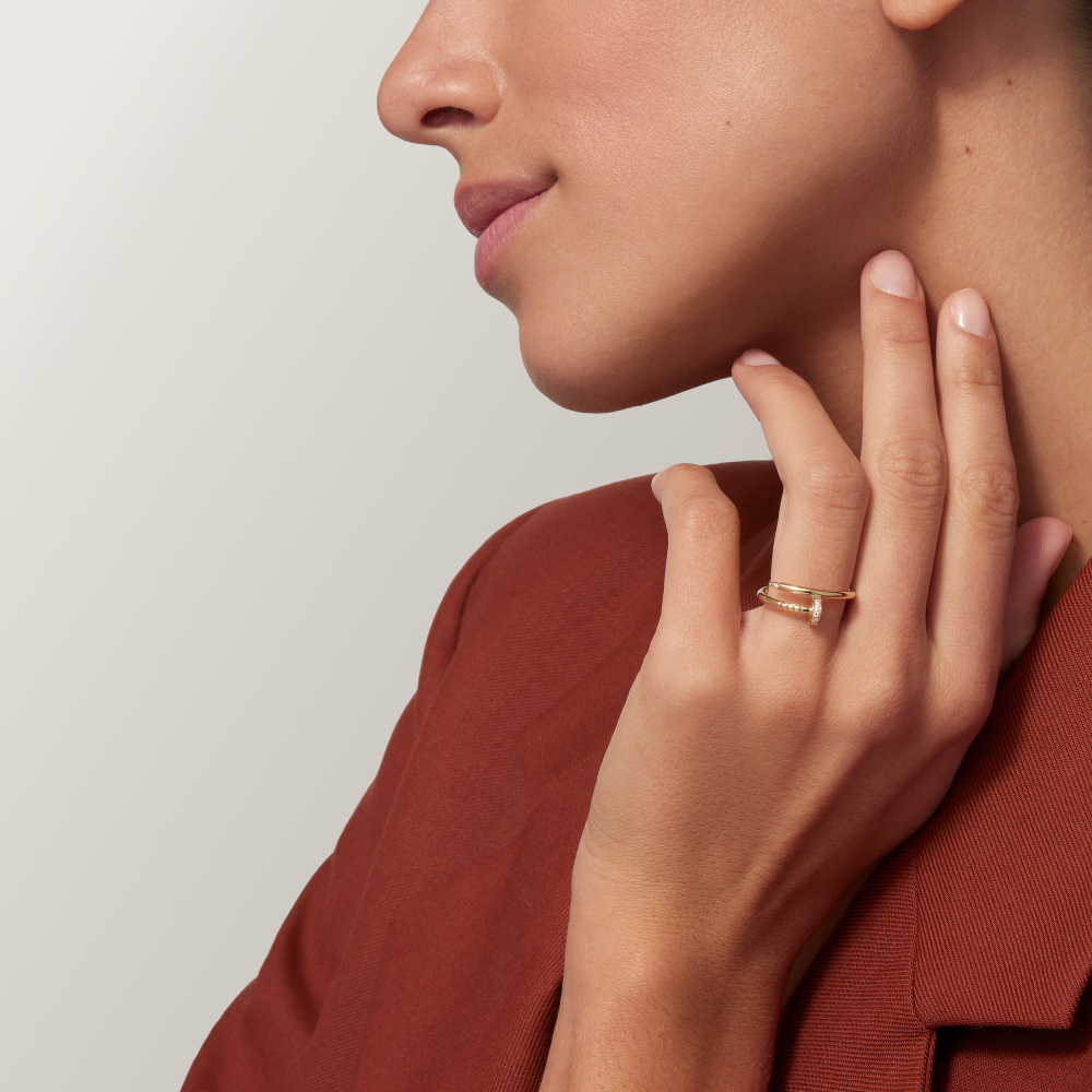 Кольцо Cartier Juste un Clou гвоздь с бриллиантами