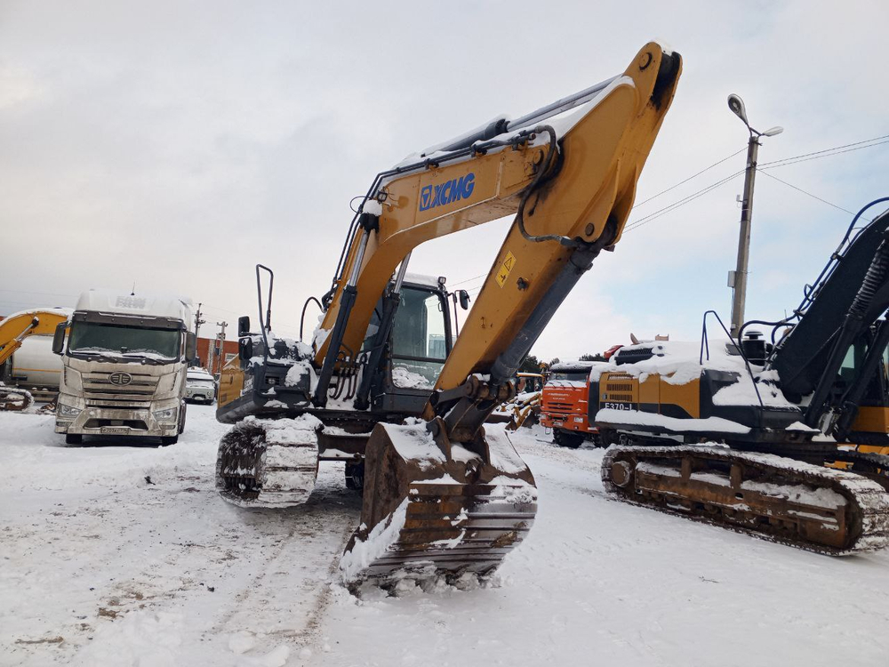 XCMG XE180* Экскаватор XE180DN (Дизельный, 3,8 л, 126 л.с., АТ)