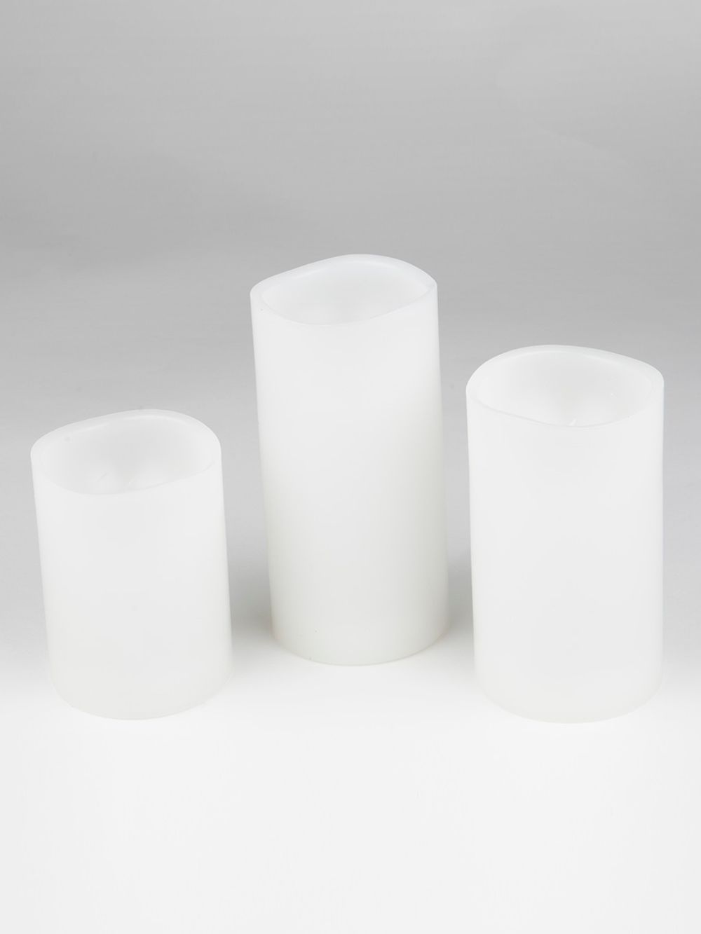 ULD-F050 WARM WHITE CANDLE SET3 Фигура светодиодная Свеча на батарейках 2АА не в-к. в составе набора из 3 штук. 1 светодиод. Теплый белый свет. TM Uniel
