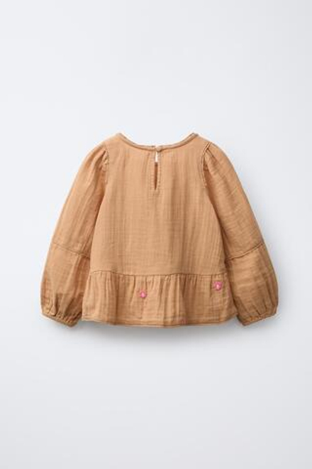 ZARA БЛУЗКА С ТЕКСТУРНОЙ ВЫШИВКОЙ В ВИДЕ ЦВЕТОВ, КАРАМЕЛЬНЫЙ