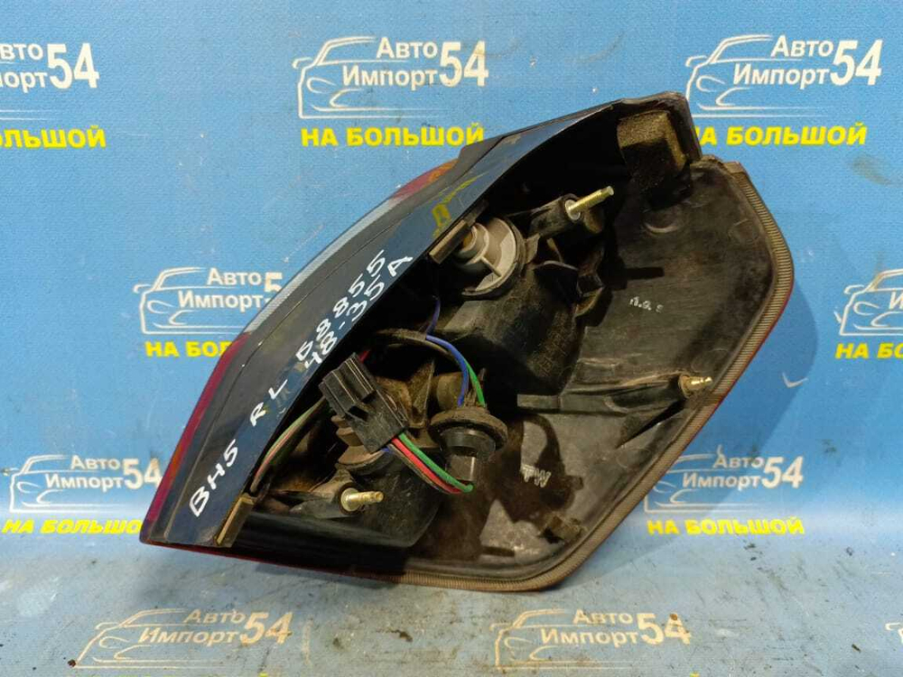 Стоп левый SUBARU LEGACY 1998-2003