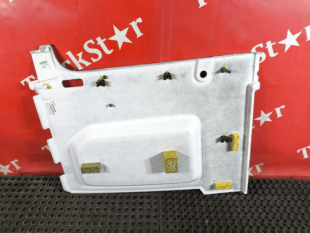 Обшивка боковой стенки правая