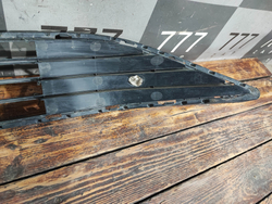 Решетка переднего бампера JAC J7 20-нв Б/У Оригинал 2803102U7300