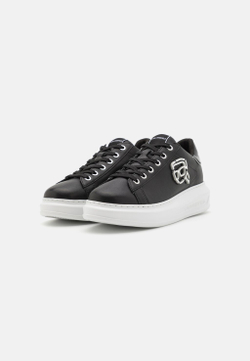 Кроссовки женские Karl Lagerfeld KAPRI