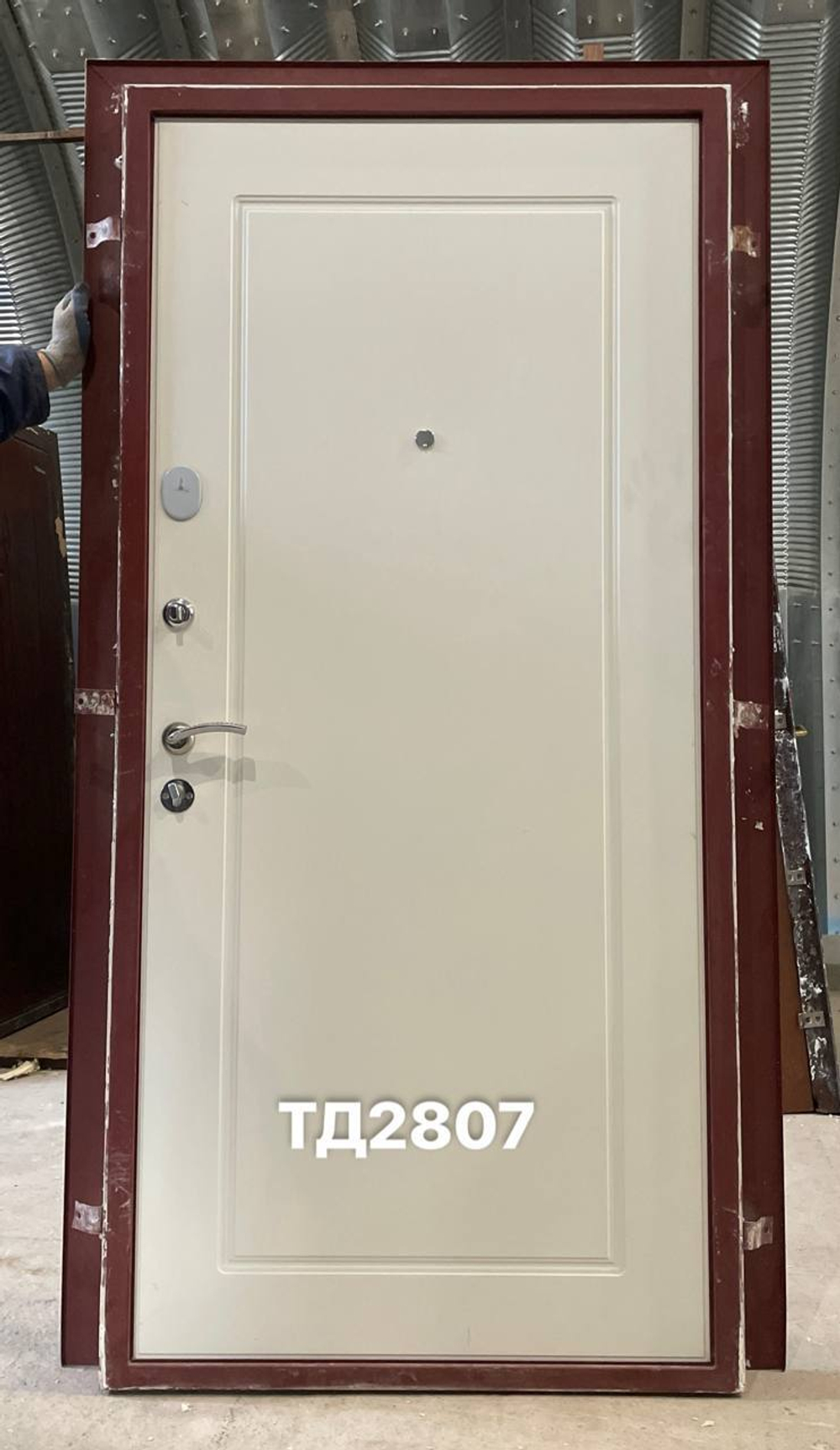 Дверь металлическая Б/У 207(в) х 99(ш) Входная