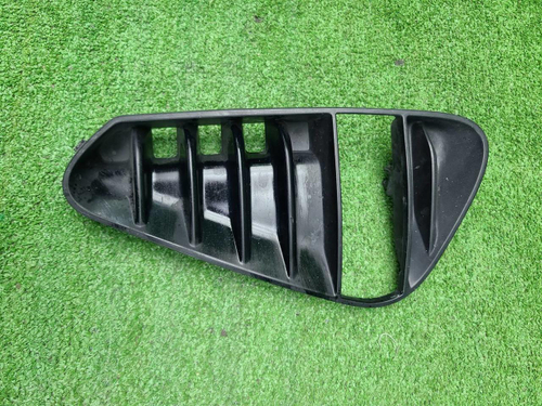 Накладка ПТФ правая Geely Coolray (2019-2024)