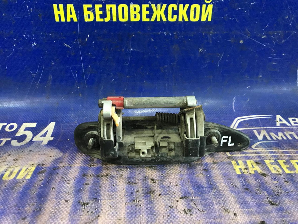 Ручка двери передней левой внешняя NISSAN PRIMERA 1997