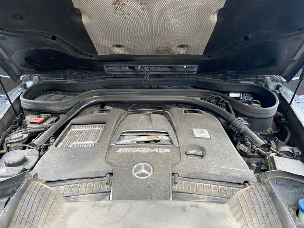 Mercedes-Benz G-CLASS 63 AMG (4 л., 585 л.с.)