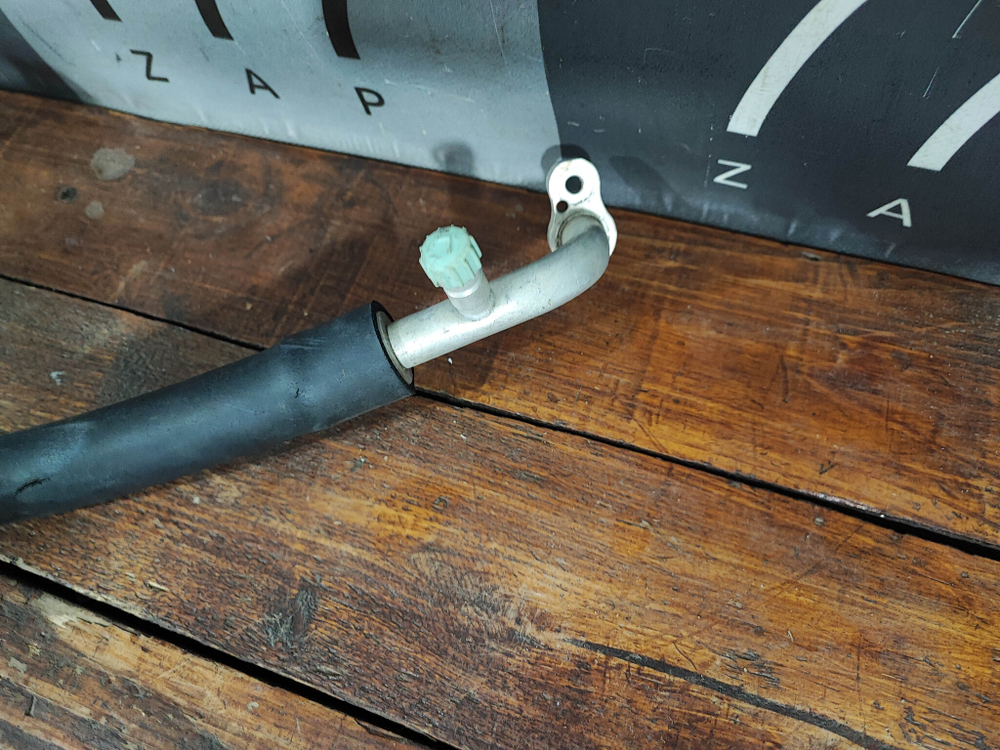 Трубка кондиционера Hyundai Getz 05-12 Б/У Оригинал 977631C250