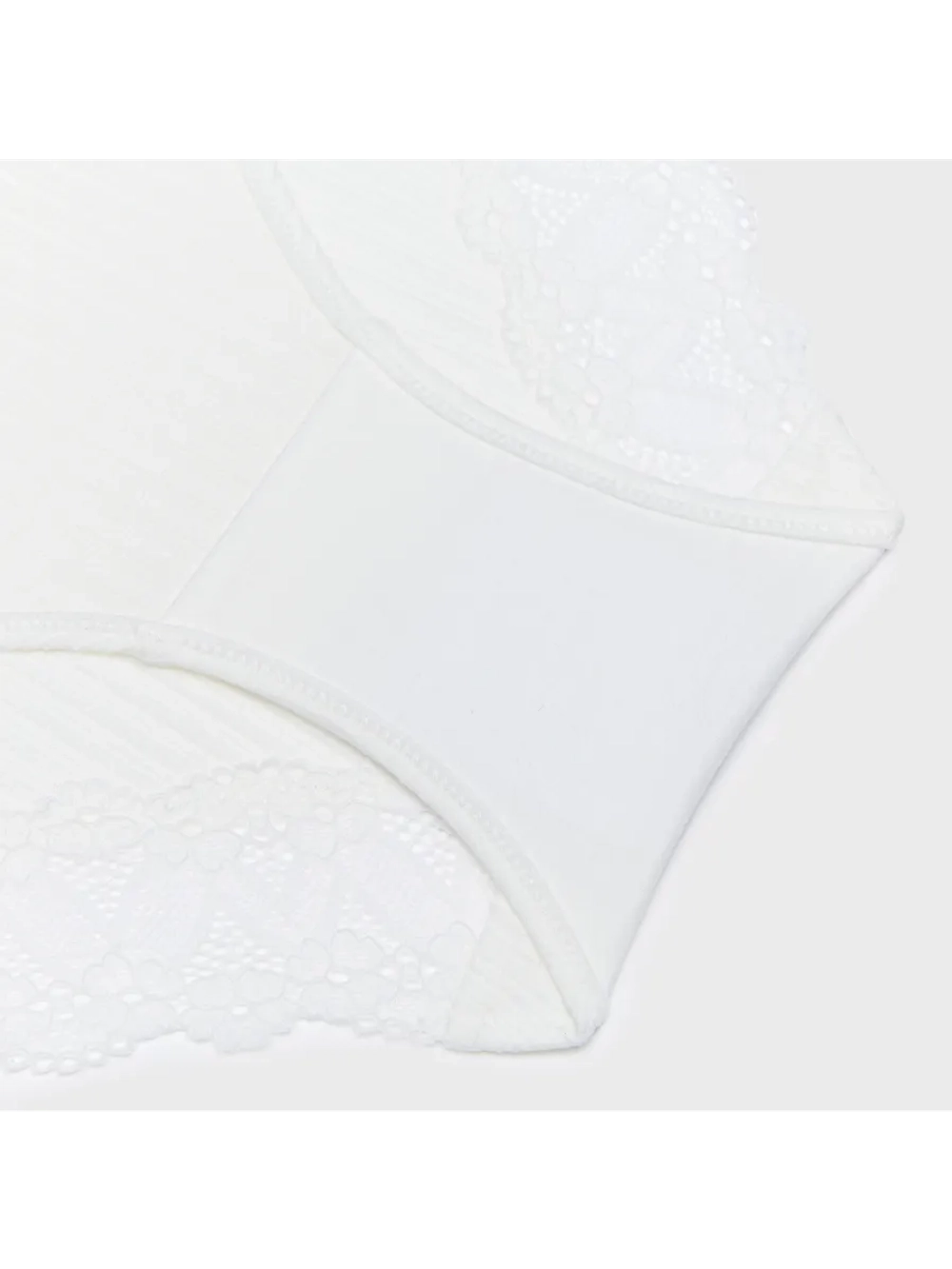 Трусы женские