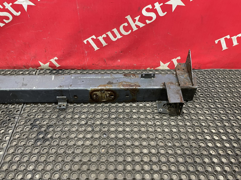 Усилитель переднего бампера 2018г.