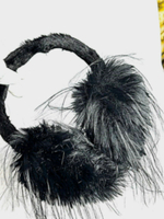 Меховые  наушники "Мех-страус". Тенденция 2025. Теплые уютные.  Цвет черный