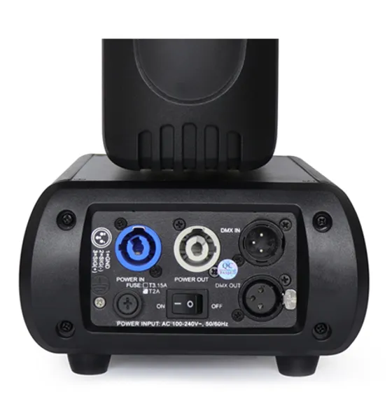 Dialighting W-720x Zoom вращающаяся голова WASH, 140Вт