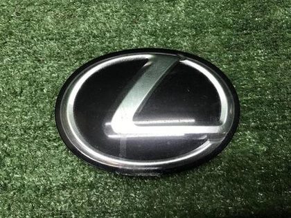 Эмблема решетки радиатора Lexus RX 4 (2019-2022)