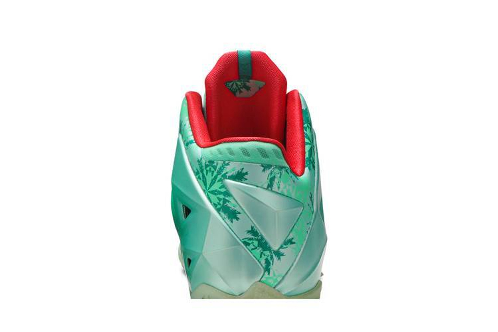 Кроссовки Nike Lebron 11 Christmas