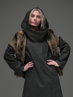 Жилет /мех натуральный кайот