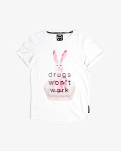 Футболка Drugs Won't Work