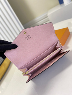 Louis Vuitton Sarah Wallet