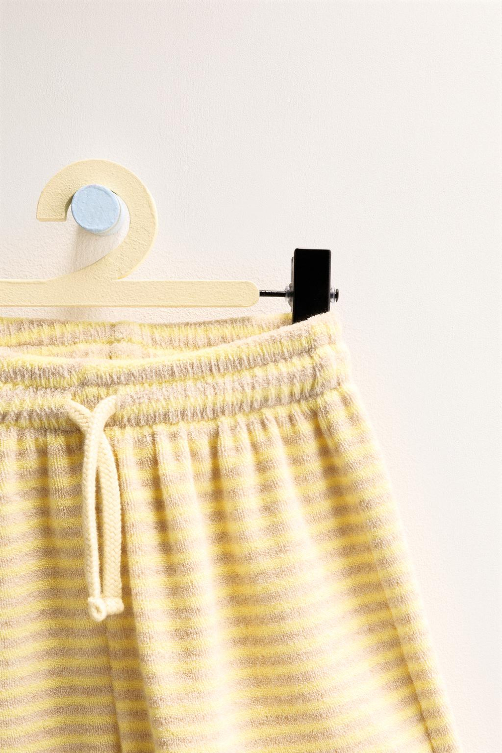 ZARA TIMELESS - ПОЛОСАТЫЕ ШОРТЫ ИЗ МАХРОВОЙ ТКАНИ, ЖЕЛТЫЙ