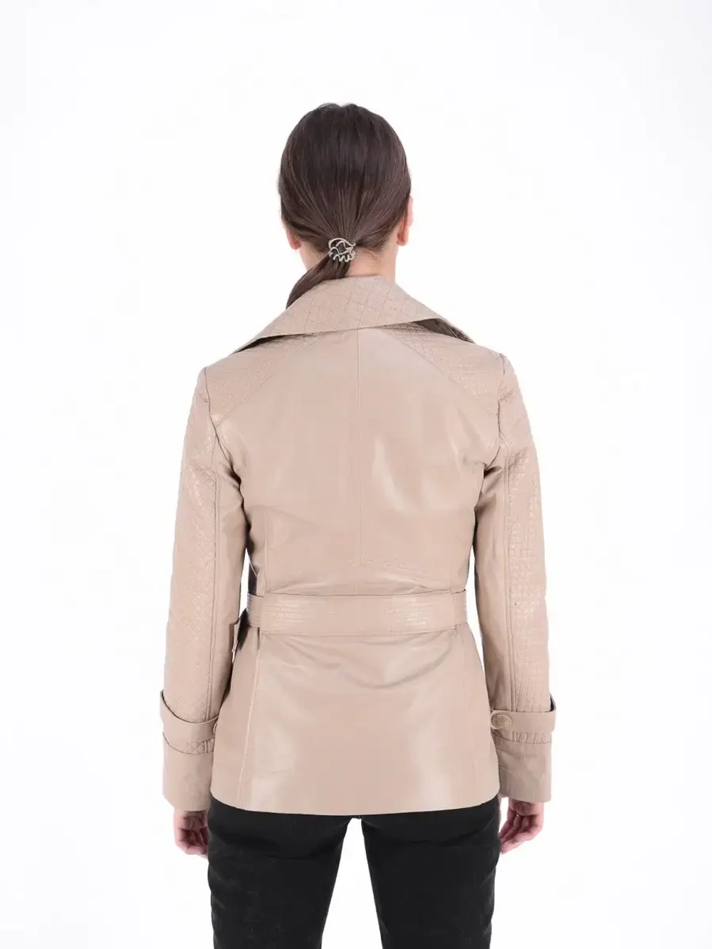 Куртка женская из натуральной кожи