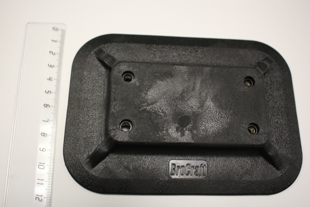 Площадка с крепежом на балон ПВХ лодки MT302B