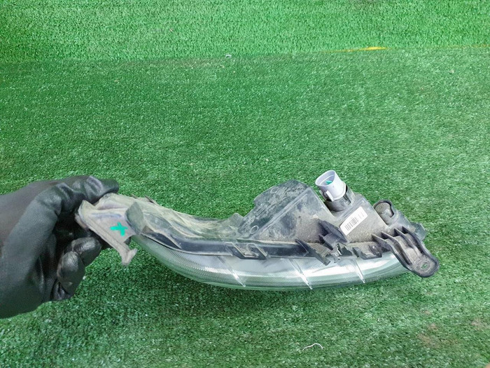 ДХО левый Kia Rio 4 X-line (2017-2020)